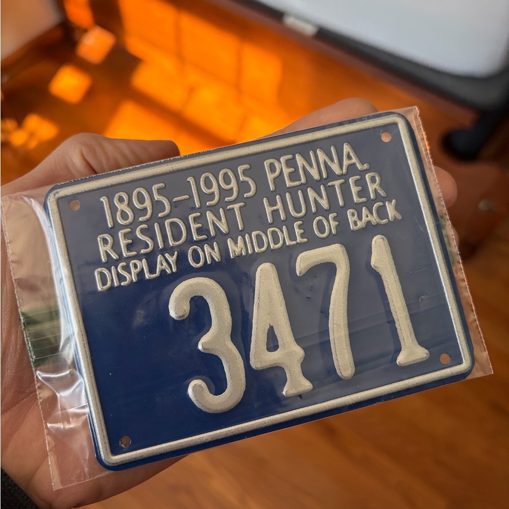 1895-1995 Penna. Aluminum Hunting License Commermative Tag     LAST ONE